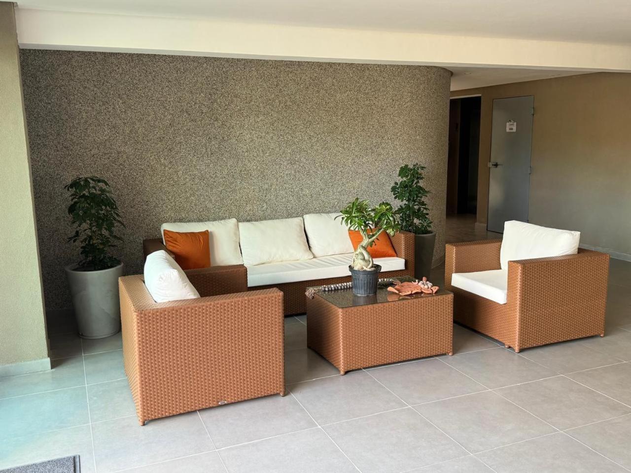 Capri Residence102 Apartment *